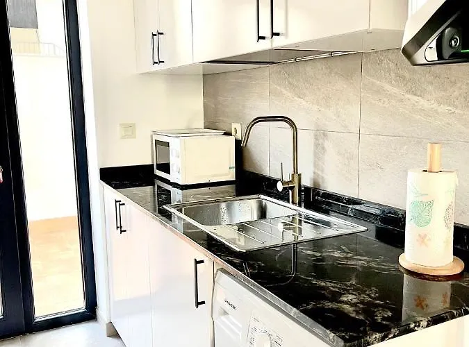 Διαμέρισμα Covento 2, Centro Con Garage Y Patio Ταρίφα